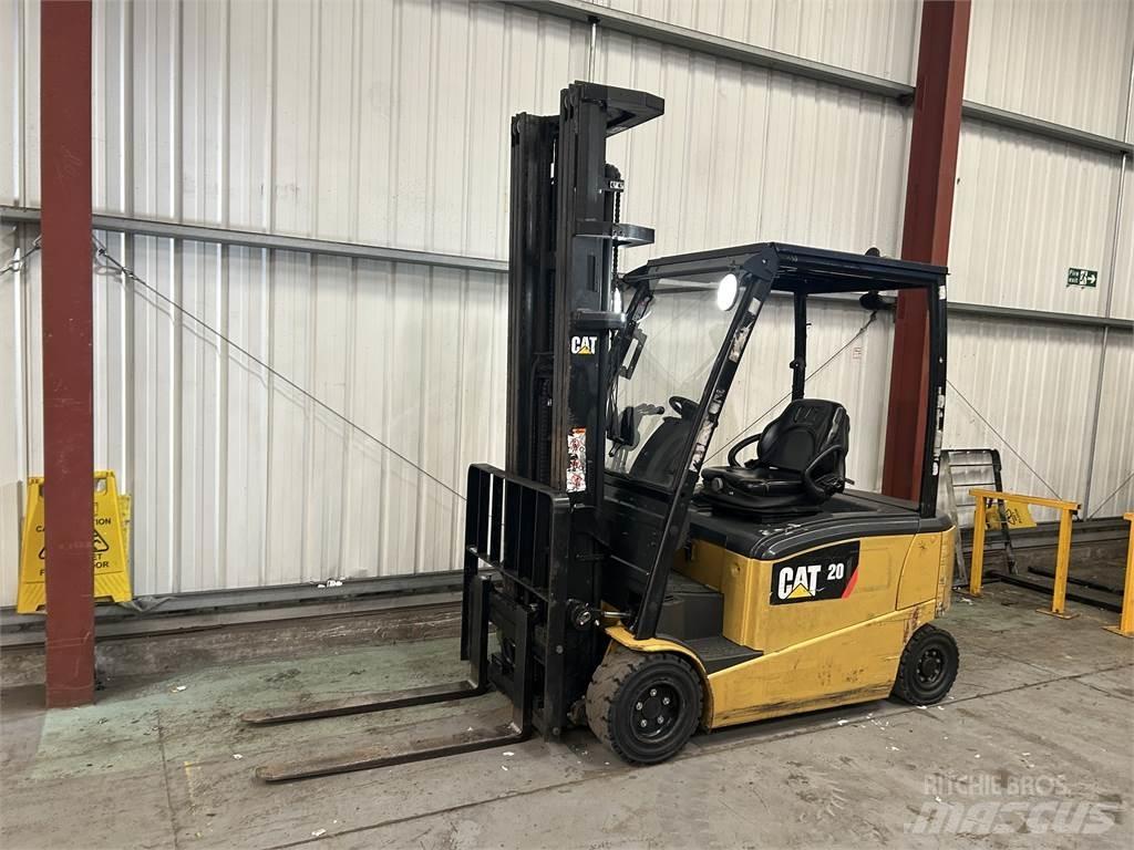 CAT EP20PN 电动叉车