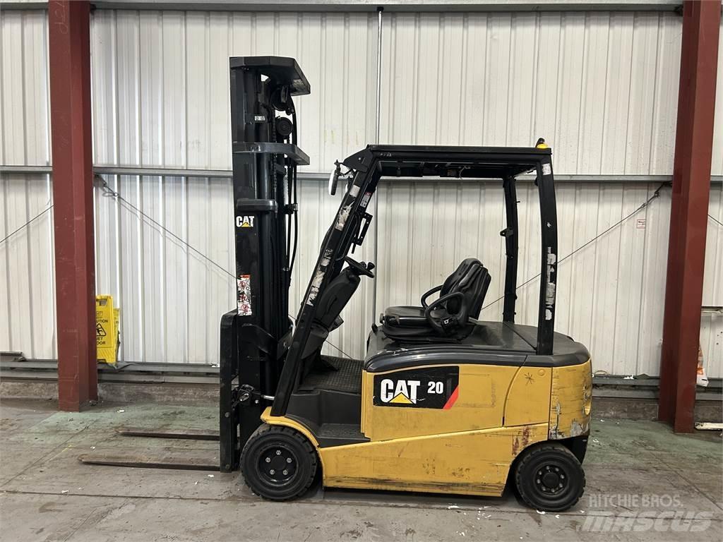 CAT EP20PN 电动叉车