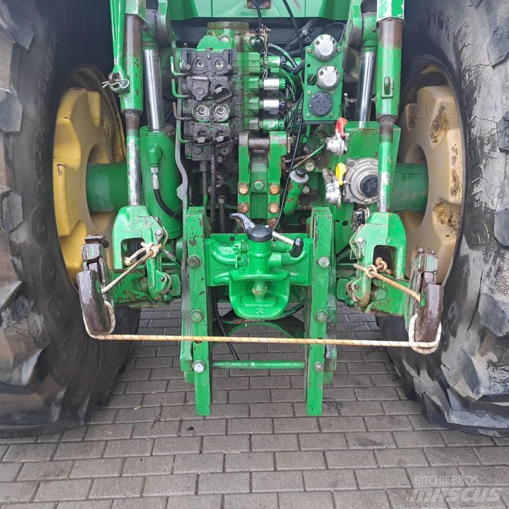 John Deere 8420 拖拉机/农用车