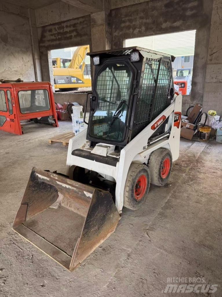 Bobcat S 70 滑移装载机