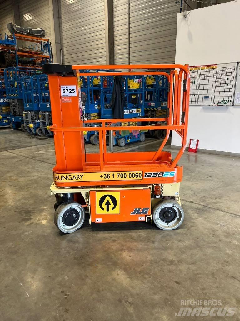 JLG 1230 ES 客货电梯