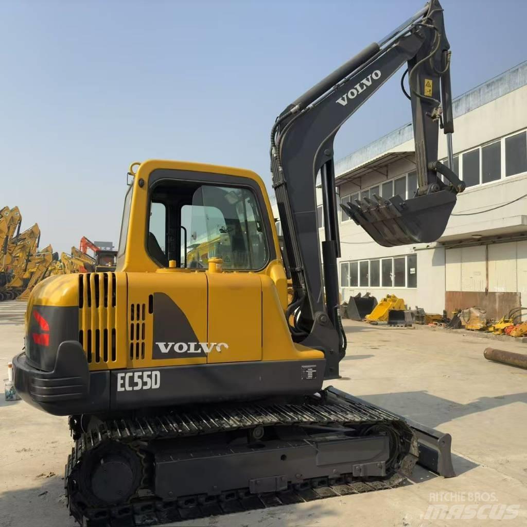 Volvo EC55D 小型挖掘机