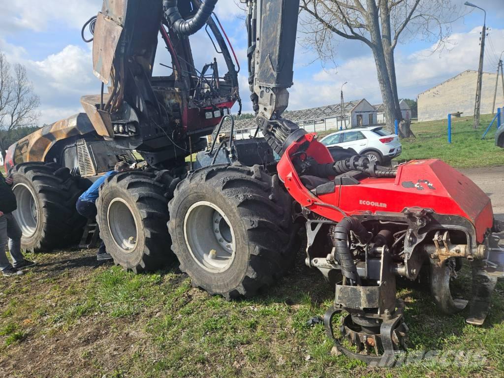 Komatsu C 144 收割机