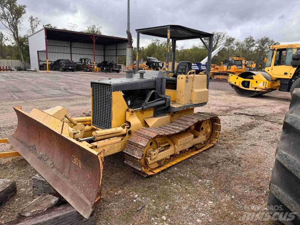 Komatsu D 21 P-5 履带式推土机
