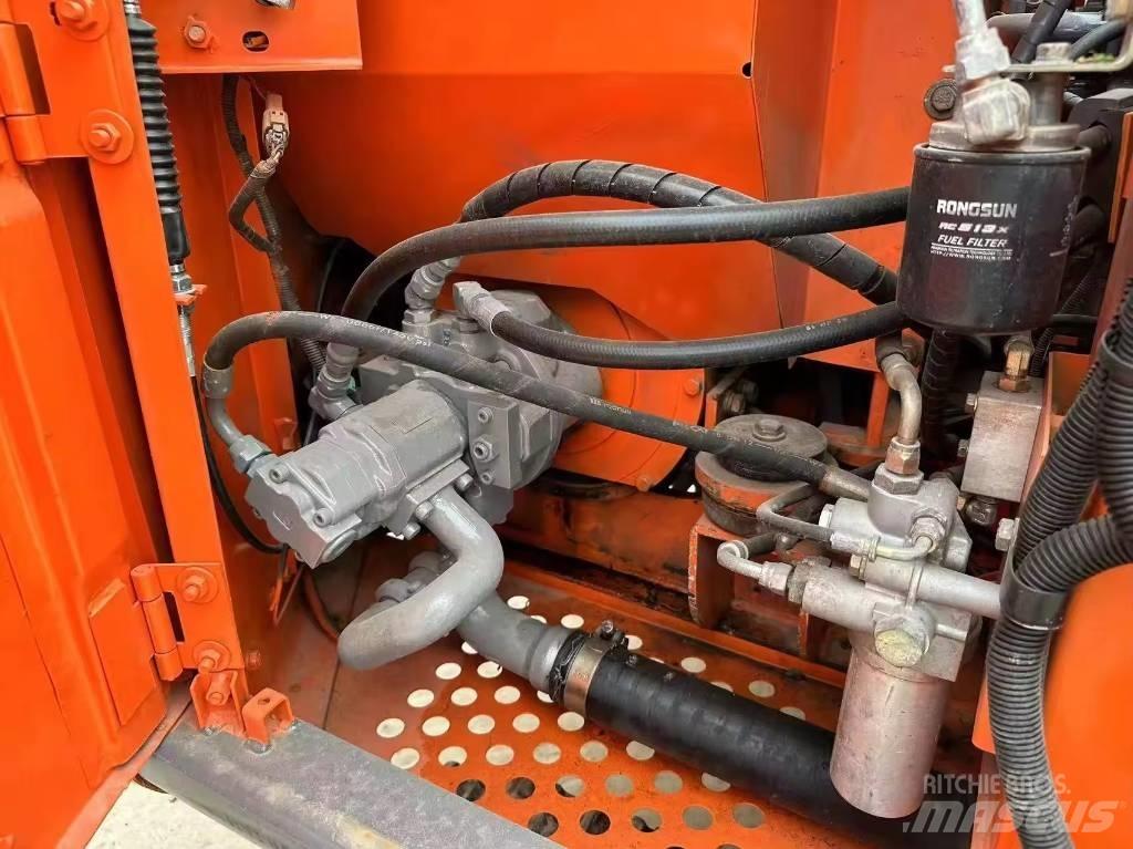 Hitachi ZX 60 小型挖掘机