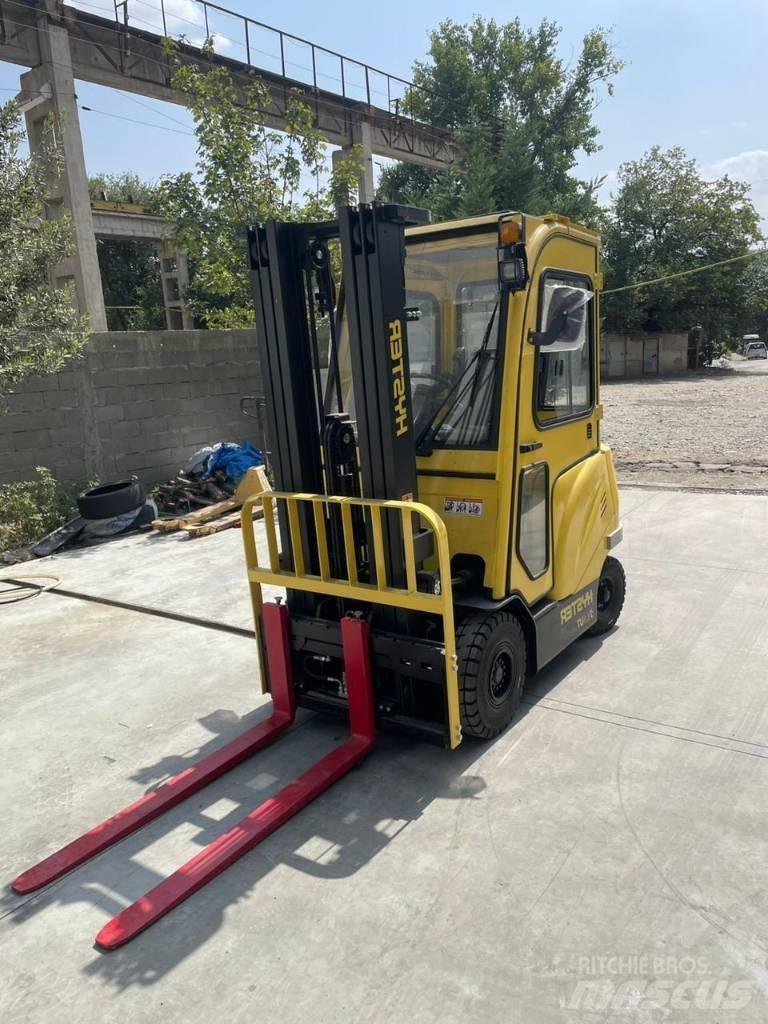 Hyster J1.5UT 电动叉车
