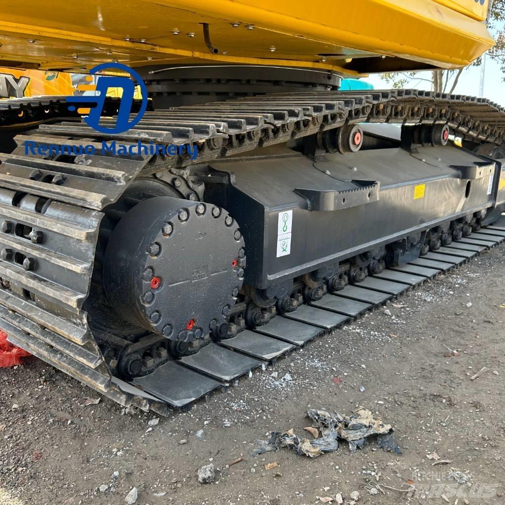 Komatsu PC200-8 履带挖掘机