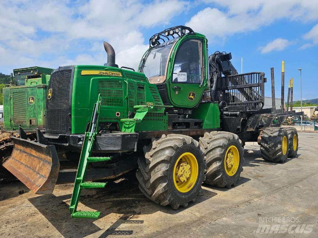 John Deere 1910G 集运机