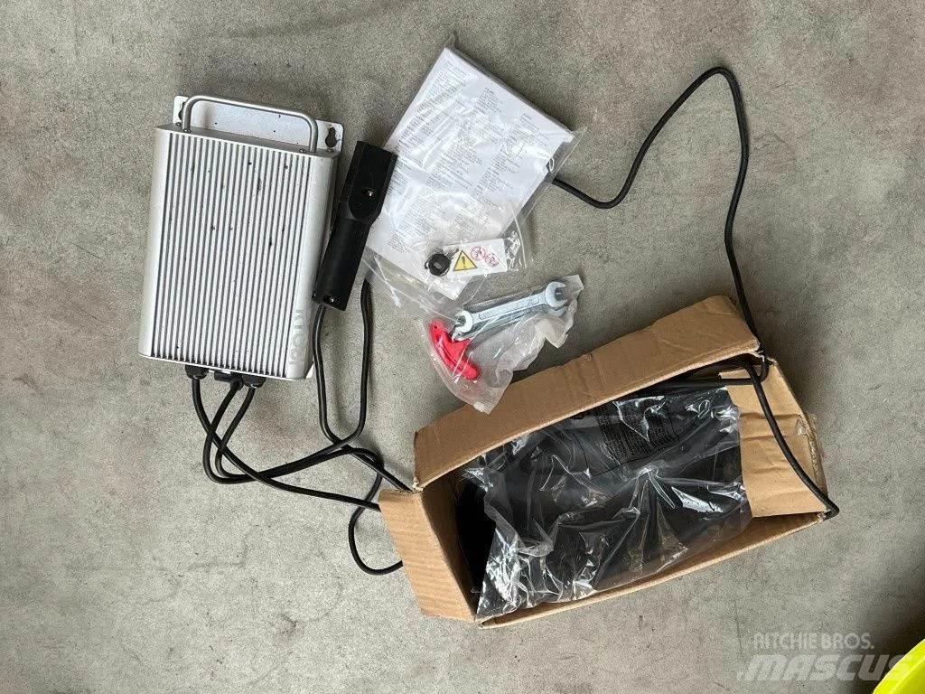  Ryobi RM480E 骑乘式割草机
