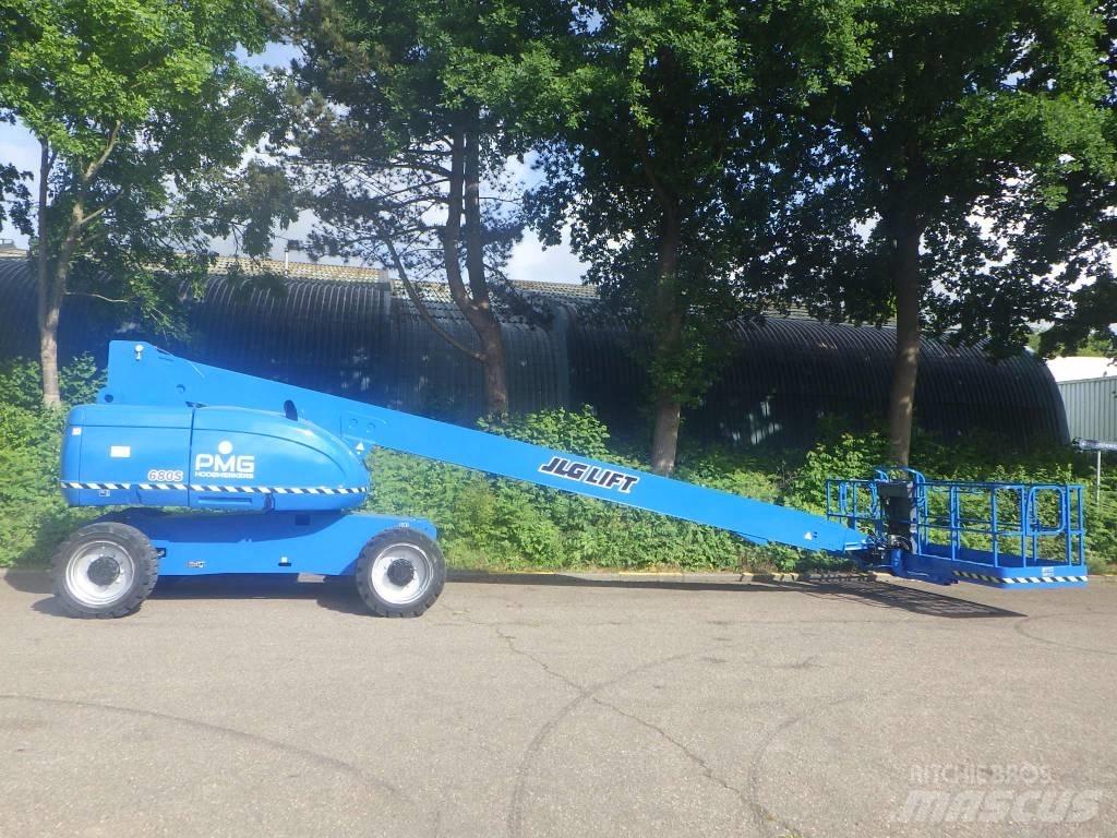 JLG 680S 直臂高空工作平台