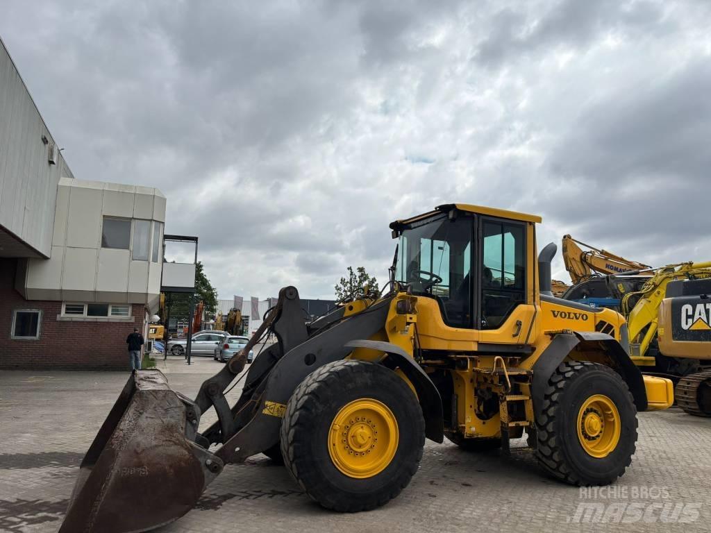 Volvo L 70 F 轮式装载机