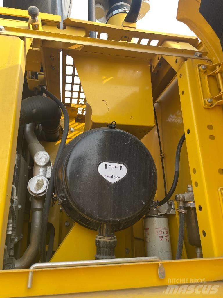 Komatsu 350 履带挖掘机