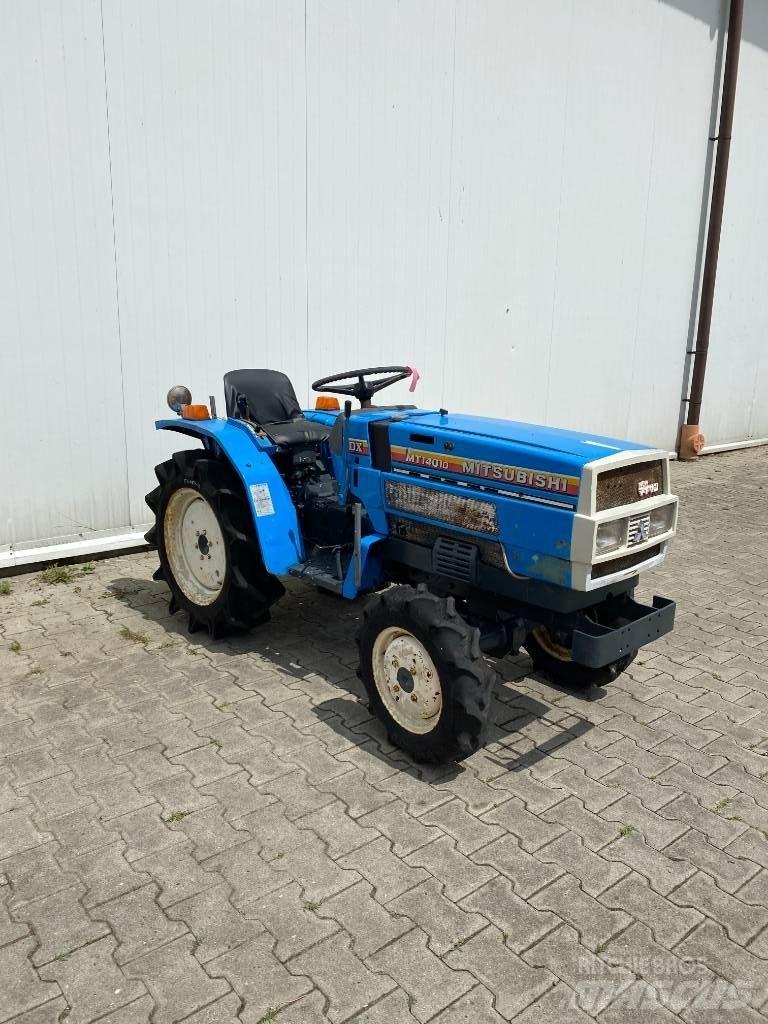 Mitsubishi MT1401 小型拖拉机