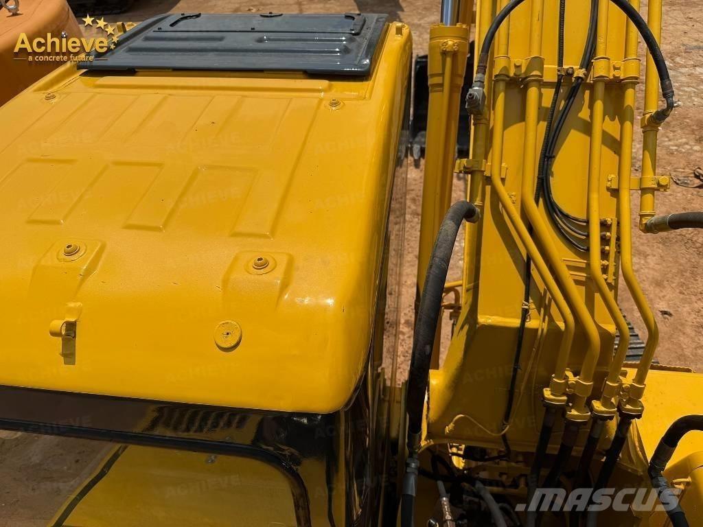 Komatsu PC 220 履带挖掘机