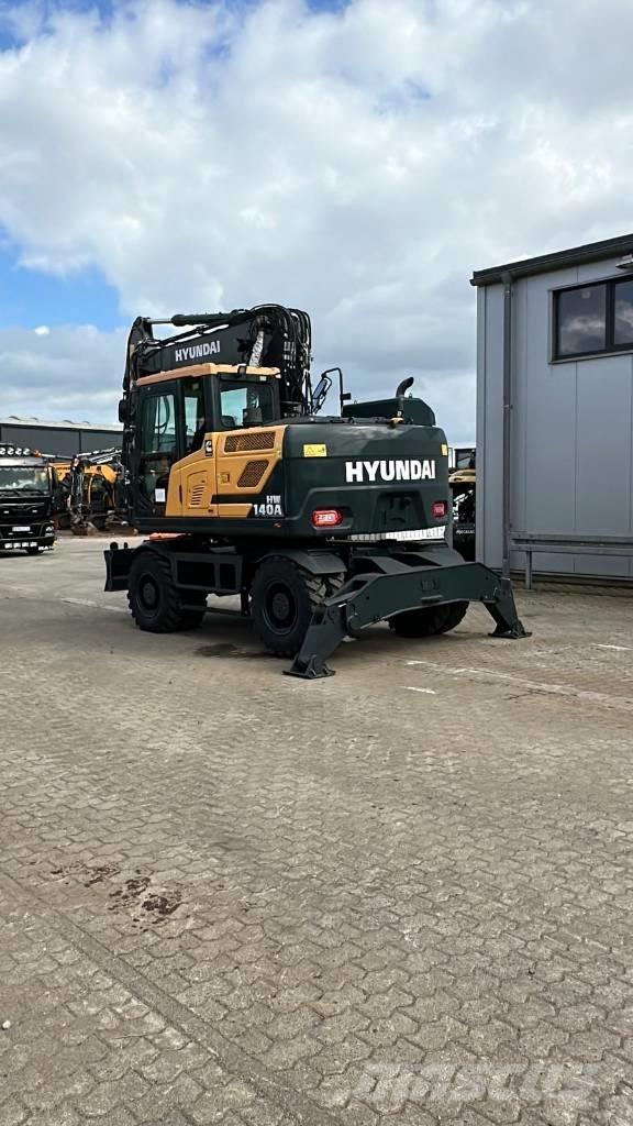 Hyundai HW 140 A 轮式挖掘机