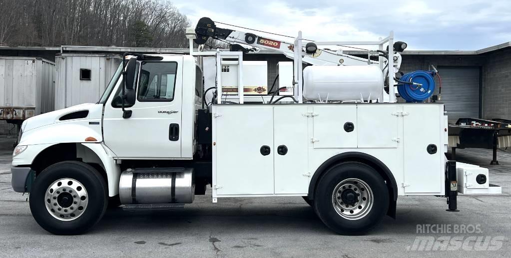International 4400 市政车
