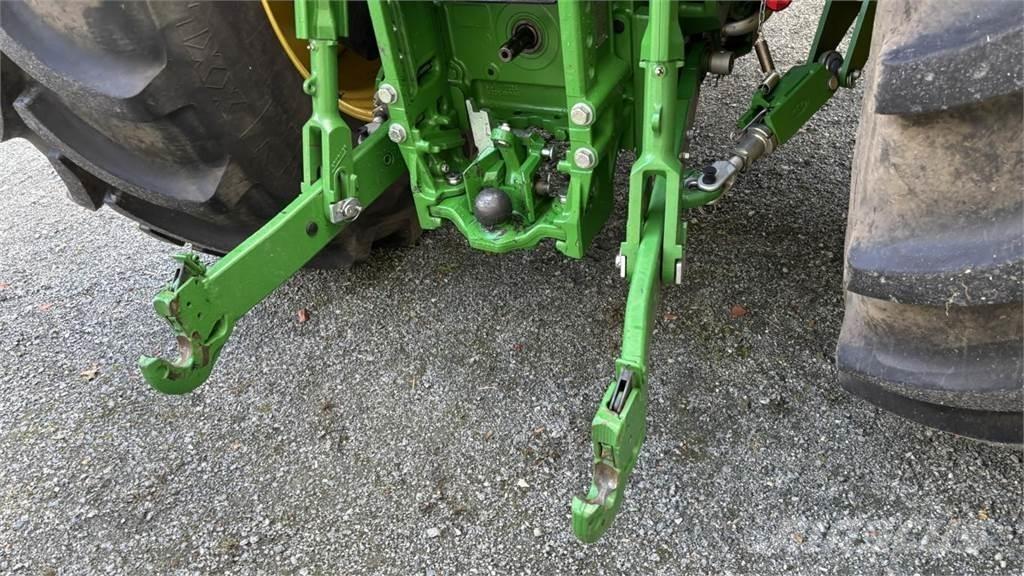 John Deere 6R215 拖拉机/农用车