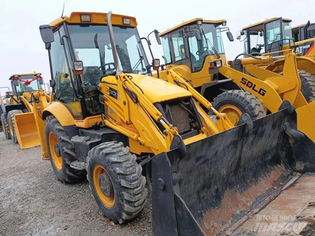 JCB 3 CX 反铲装载机