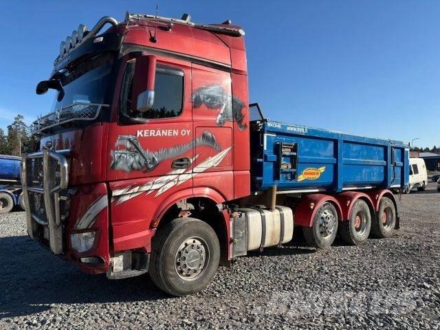 Sisu CK16M 8*4 自卸式货车