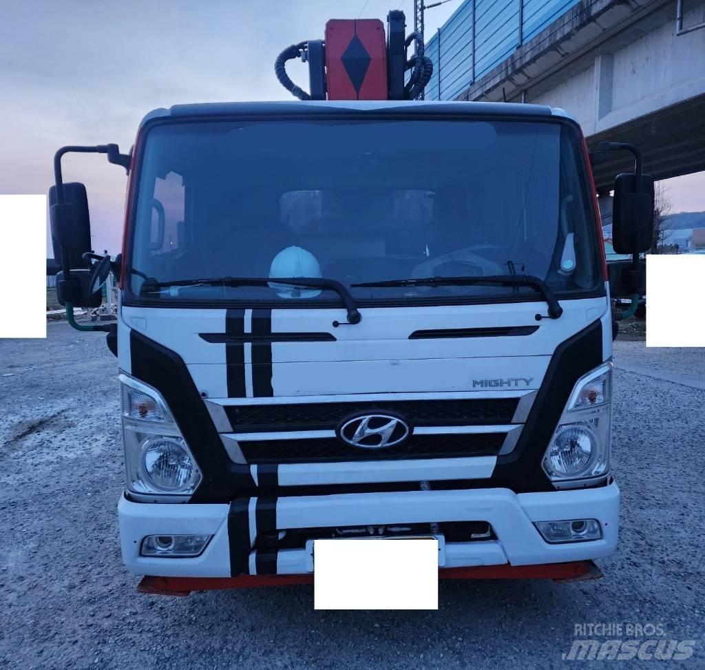 Novas 300 车载式高空作业车