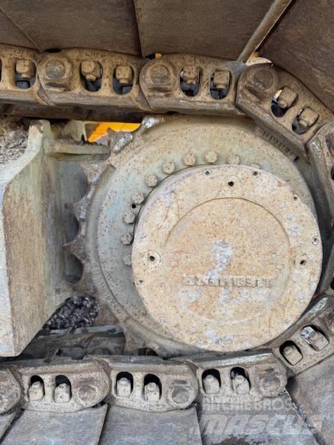 Liebherr 922 履带挖掘机