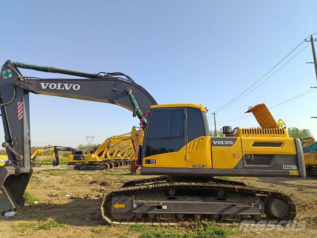 Volvo EC 250 D L 履带挖掘机