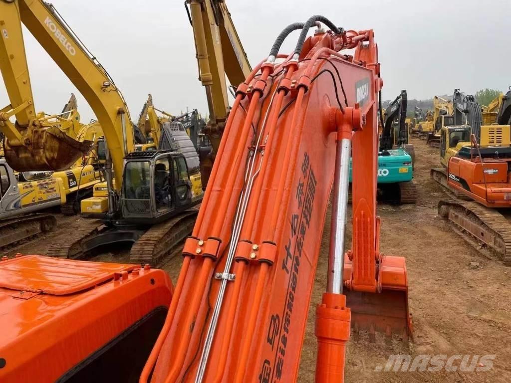 Doosan 220-7 履带挖掘机