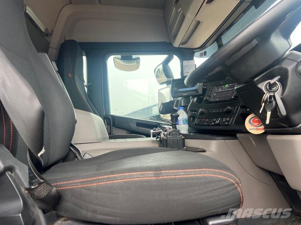 Scania P450 XT 自卸式货车