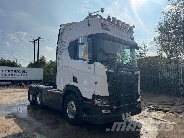 Scania R 650 牵引车