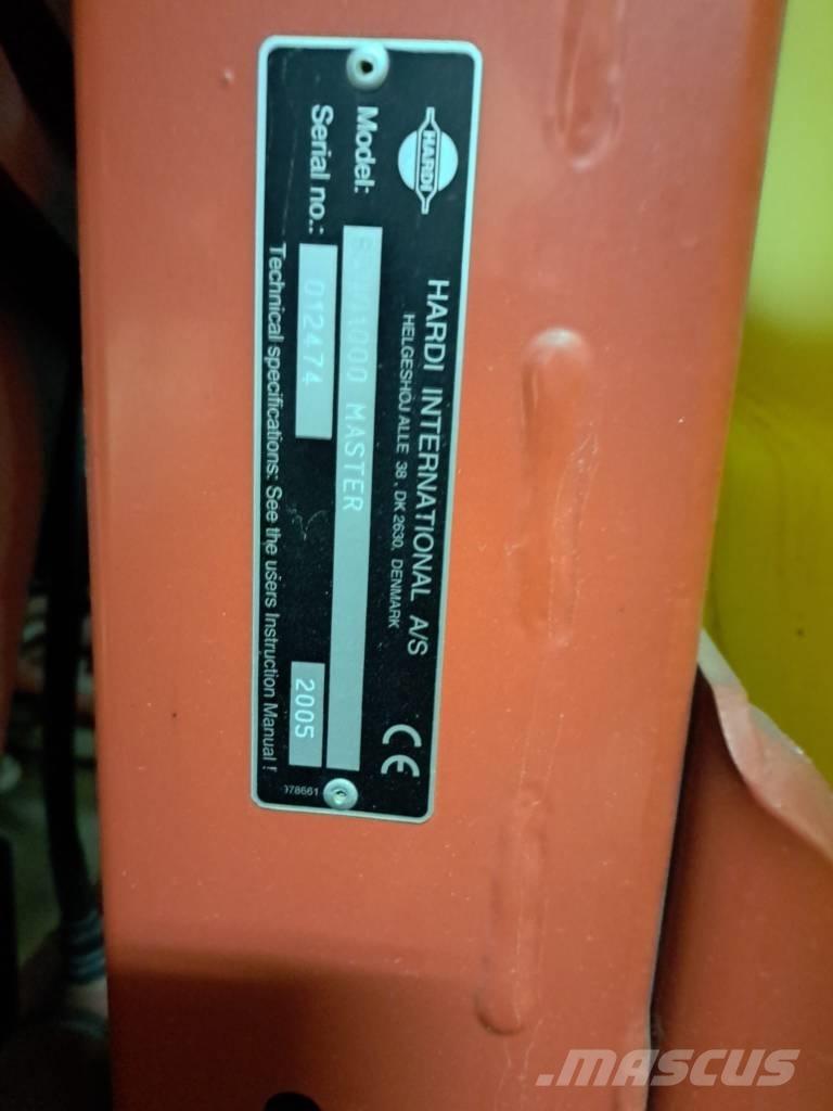 Hardi Master 1200 悬挂式喷雾机