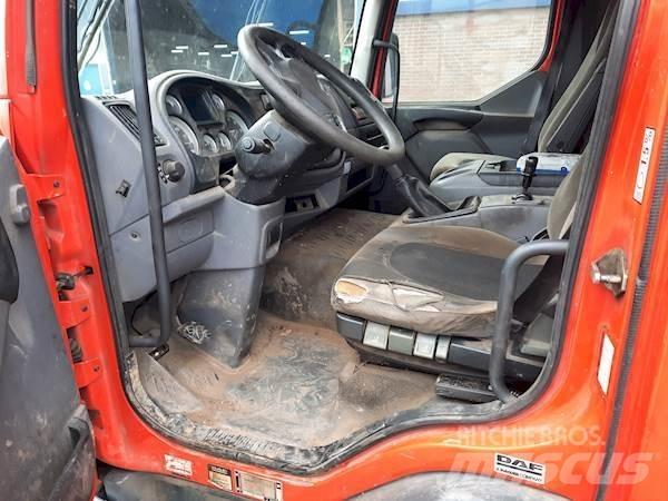 DAF LF45.220 平板栏板货车