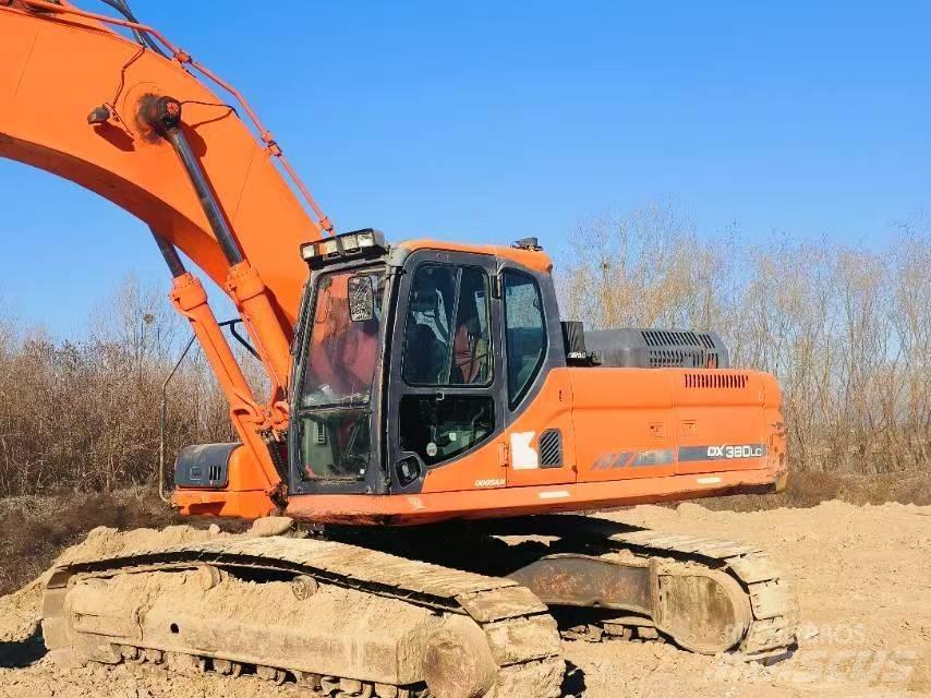 Doosan DX 380 LC 履带挖掘机