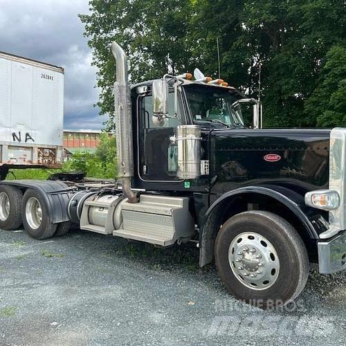 Peterbilt 389 牵引车
