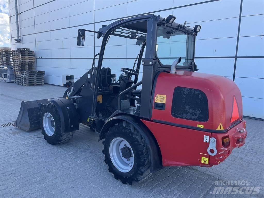 Weidemann 2070 多功能装载机