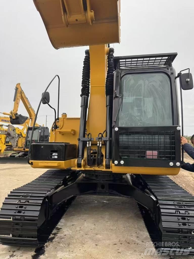 CAT 312 GC 中型挖掘机