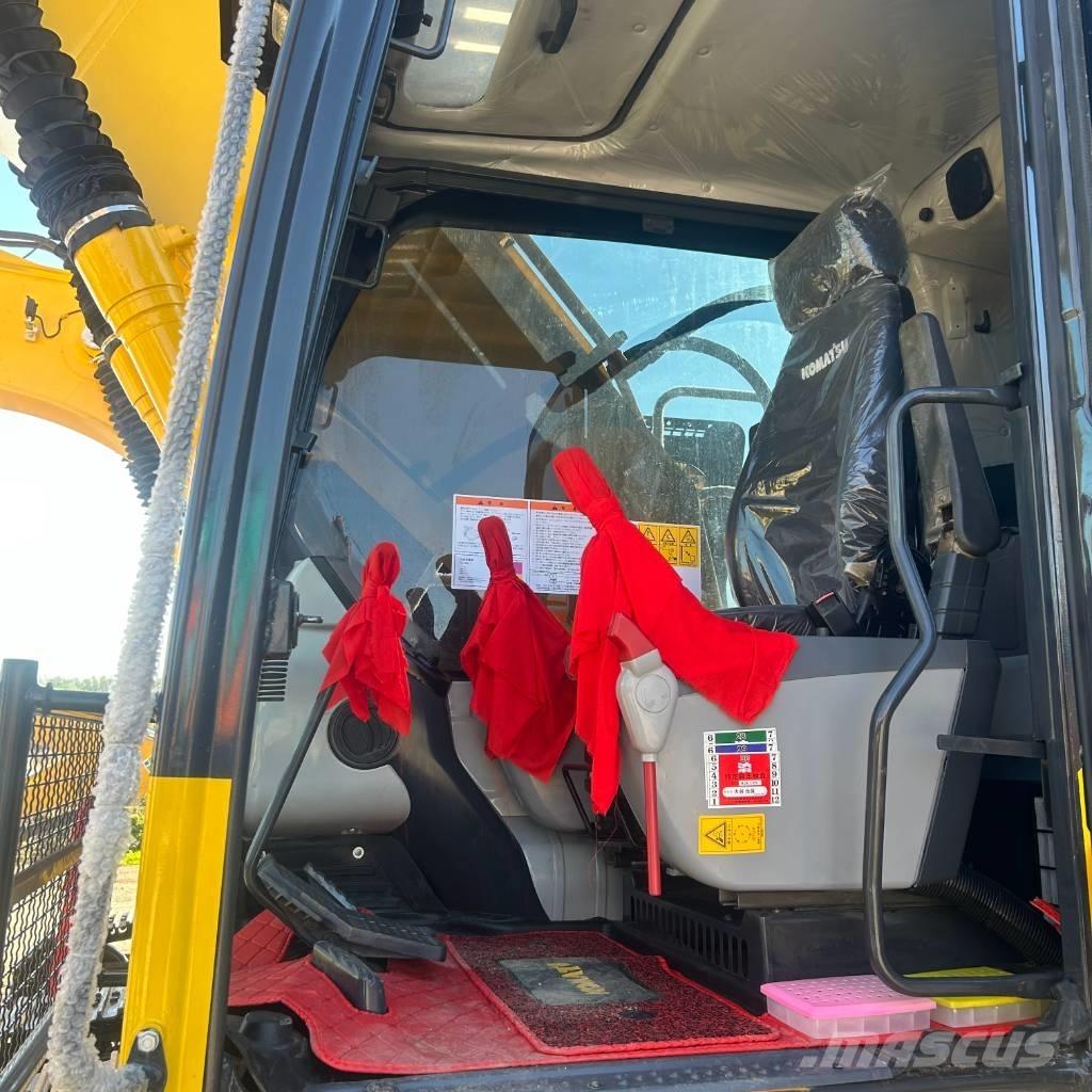 Komatsu PC 220 履带挖掘机