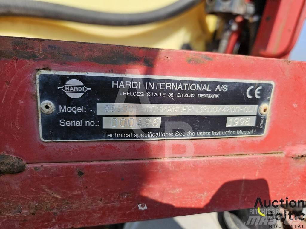 Hardi Commander 牵引式喷雾机