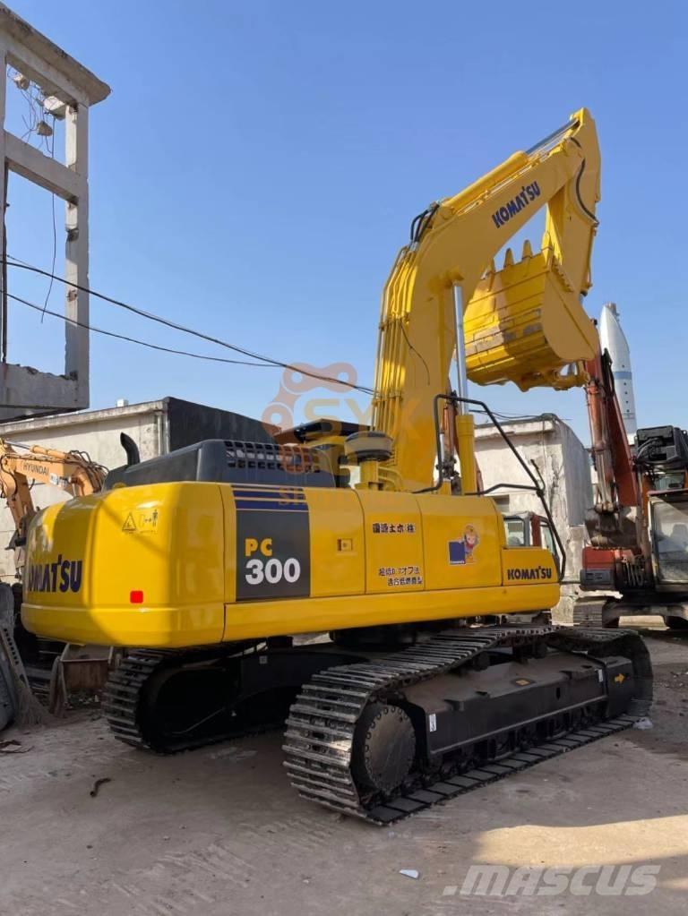 Komatsu PC 300 履带挖掘机