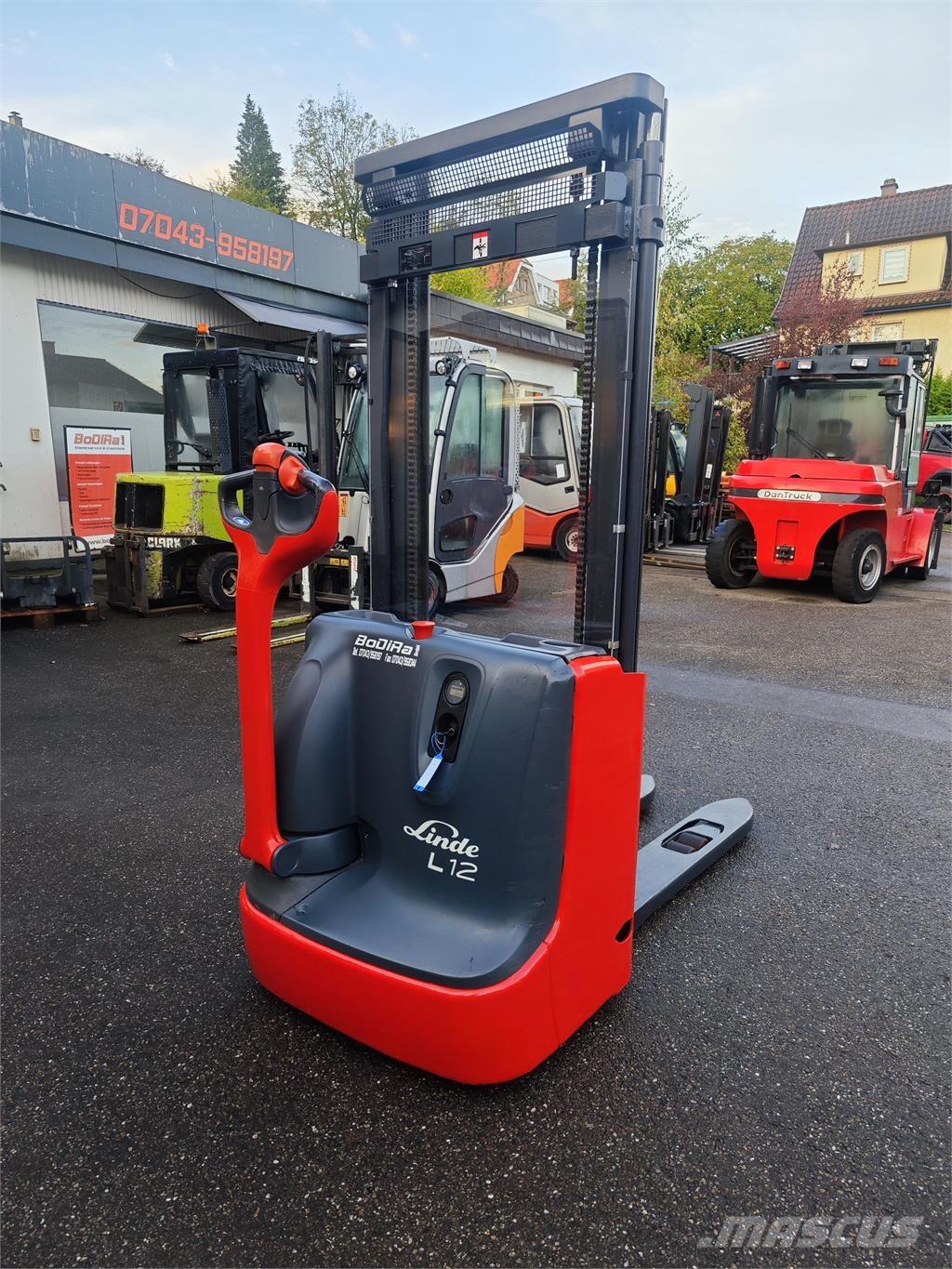 Linde L 12 行走式堆垛机