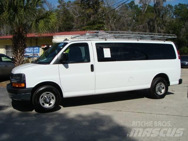 Chevrolet G3500 大型面包车