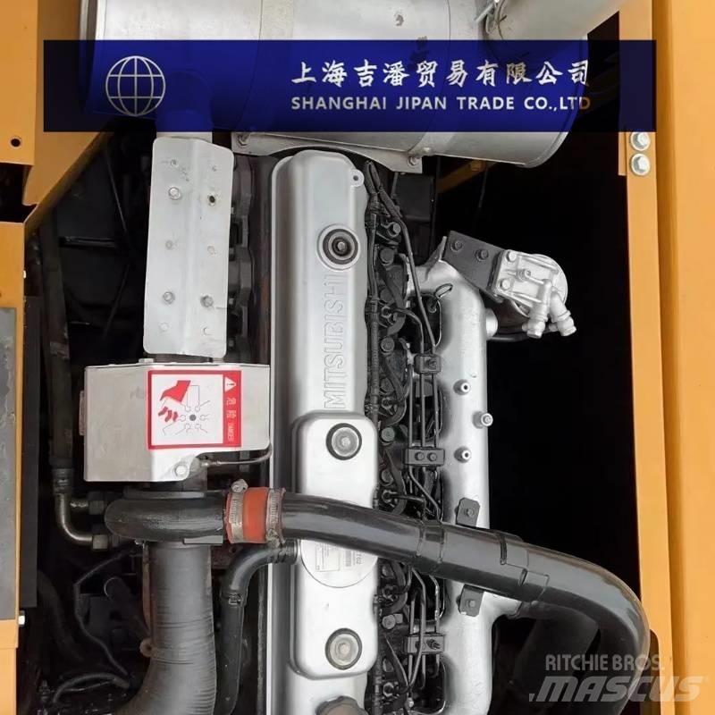 Sany SY 215 履带挖掘机