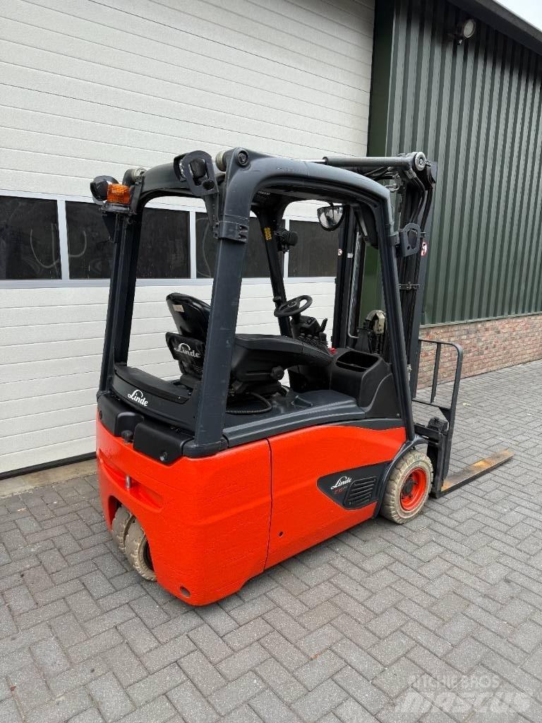 Linde E16-02 电动叉车