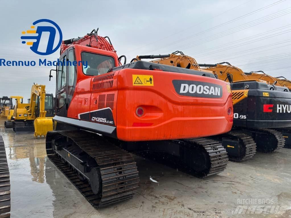 Doosan DX 225 LC-9C 履带挖掘机