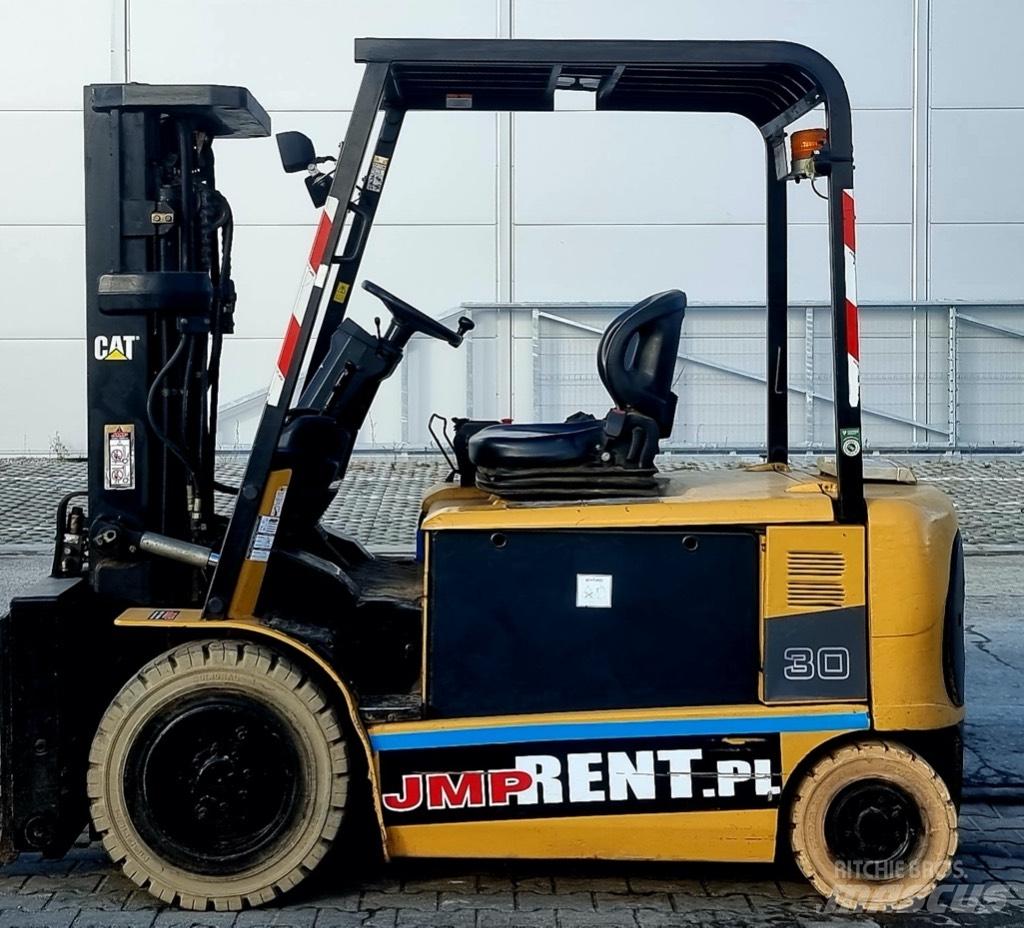 CAT EP 30 K PAC 电动叉车