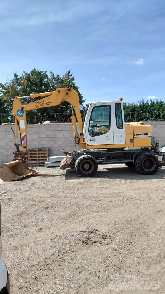 Liebherr A 311 轮式挖掘机