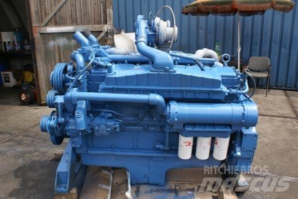 Cummins VTA 28 发动机