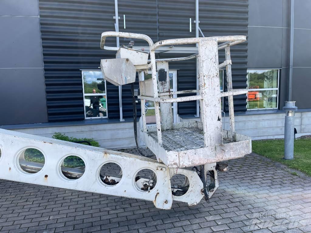 Grove AMZ 66 Bomlift 曲臂高空工作平台