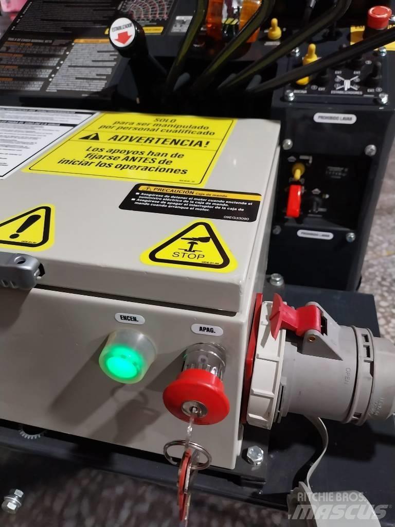 Unic URW 295 轻小型起重机