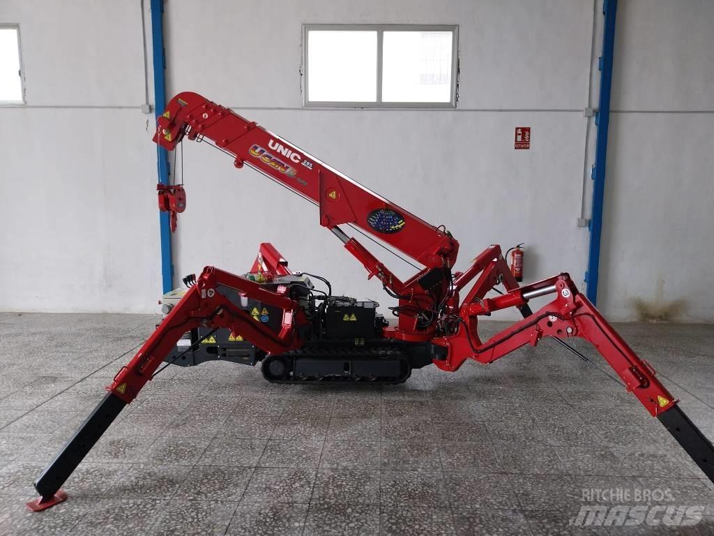 Unic URW 295 轻小型起重机
