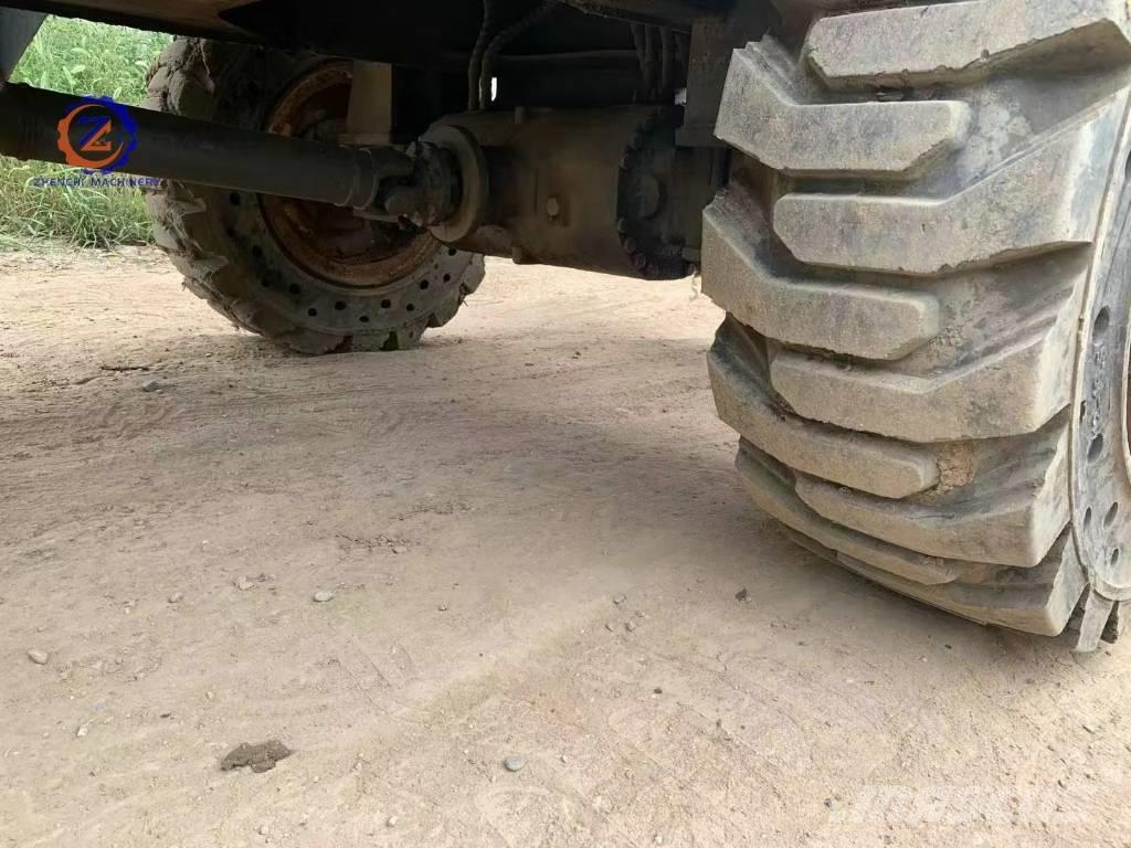 Hyundai 60 W 轮式挖掘机